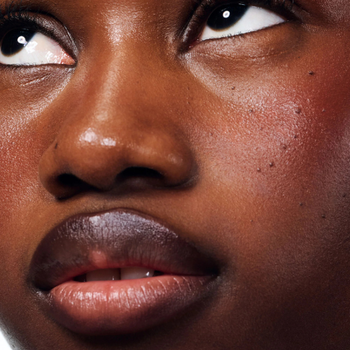 Peptide Lip Shape – The Contouring Lip Shaper