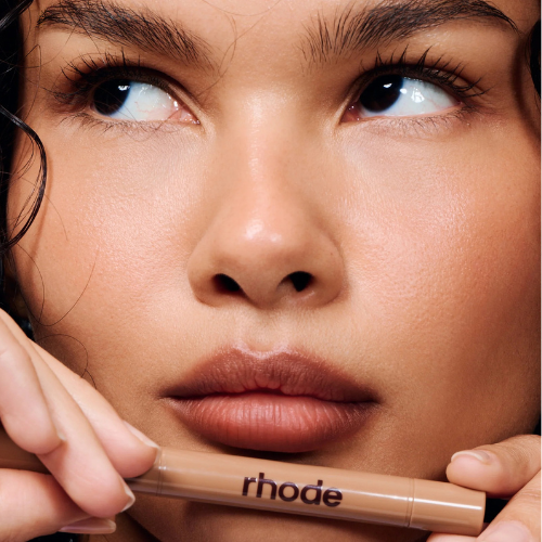 Peptide Lip Shape – The Contouring Lip Shaper