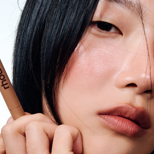 Peptide Lip Shape – The Contouring Lip Shaper